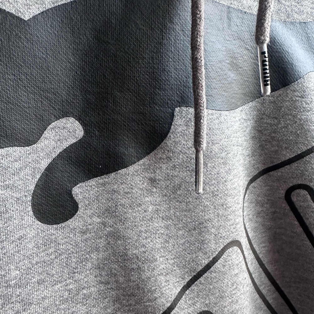 PUMA Men's Gray Hoodie with Black Logo - Picture 3 of 4